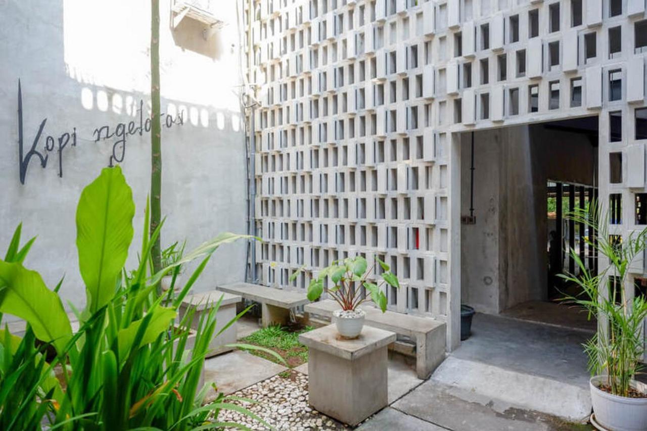 Reddoorz Plus Near Kawasan Sam Poo Kong เซอมารัง ภายนอก รูปภาพ