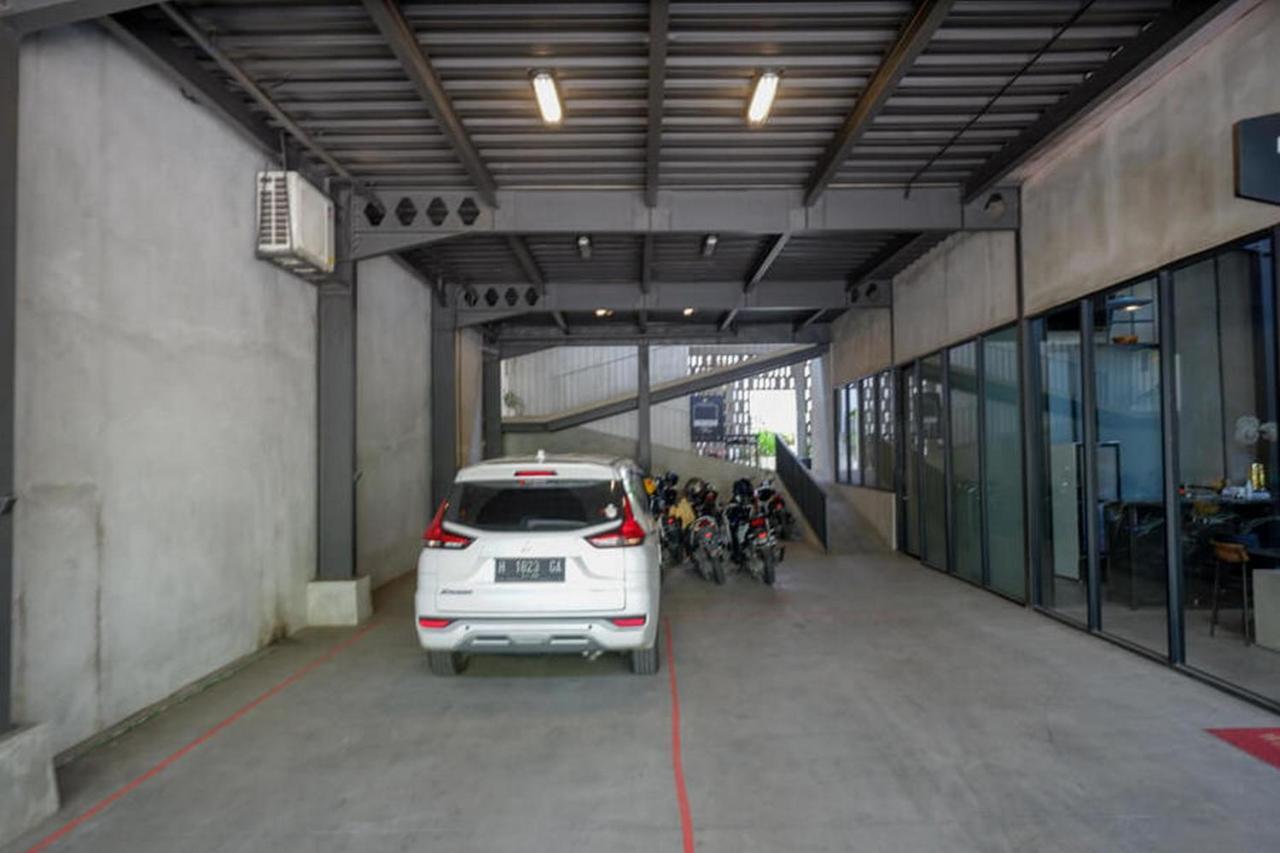 Reddoorz Plus Near Kawasan Sam Poo Kong เซอมารัง ภายนอก รูปภาพ